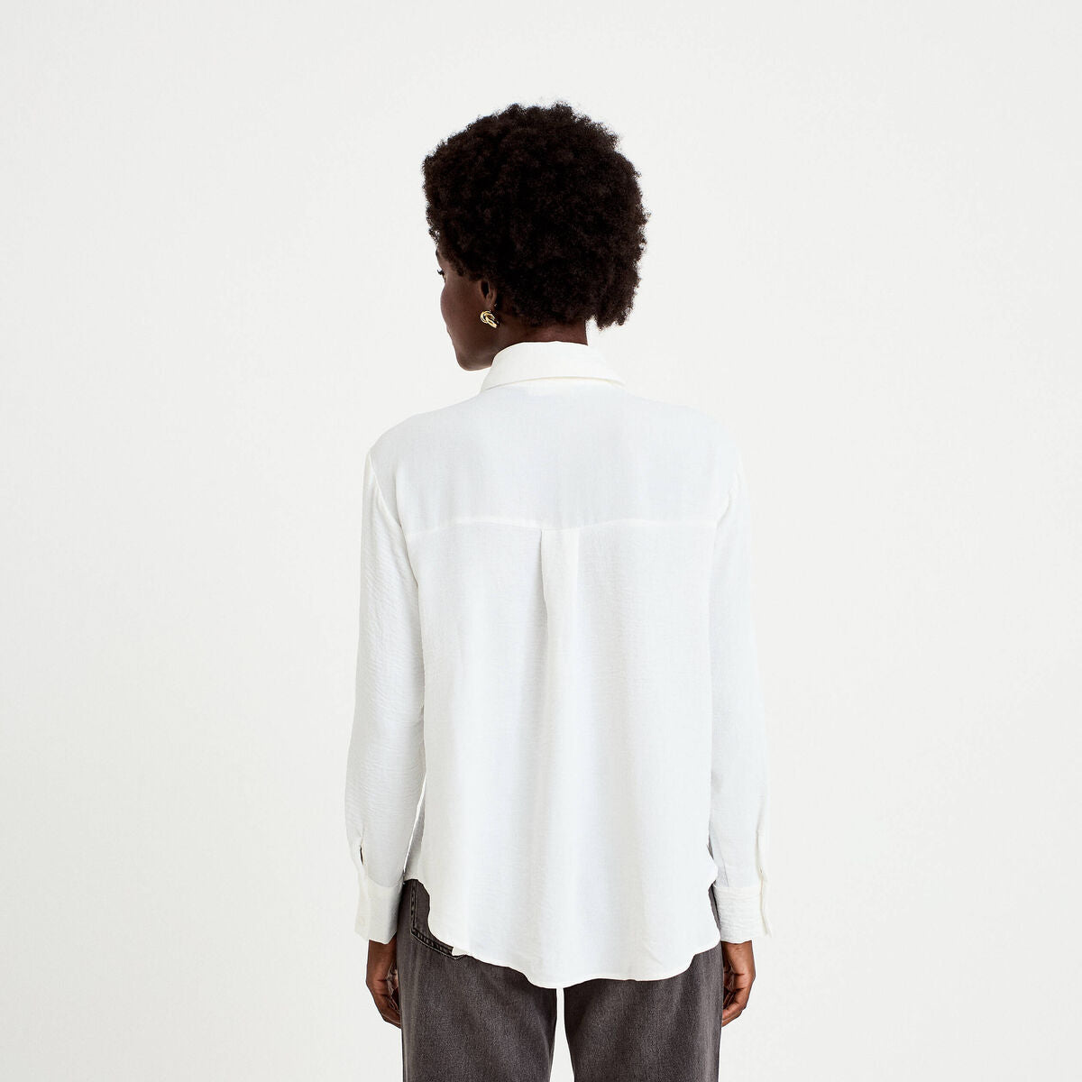 Chemise droite plissée manches longues ecru femme