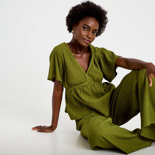 Blouse plissée col v manches courtes vert kaki femme