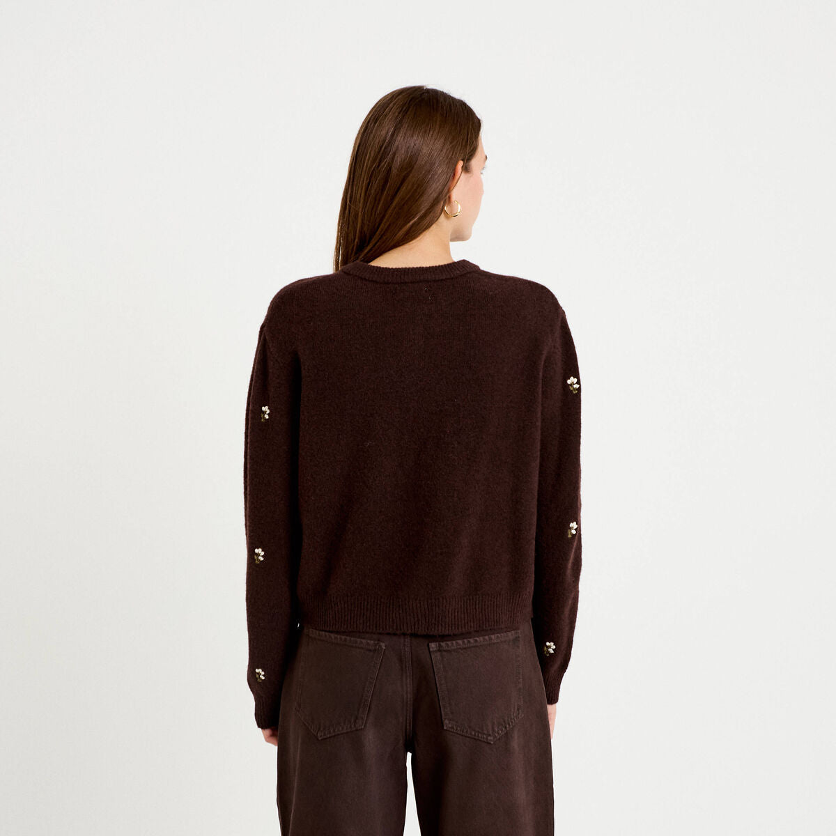 Gilet manches longues broderies col rond marron foncé femme