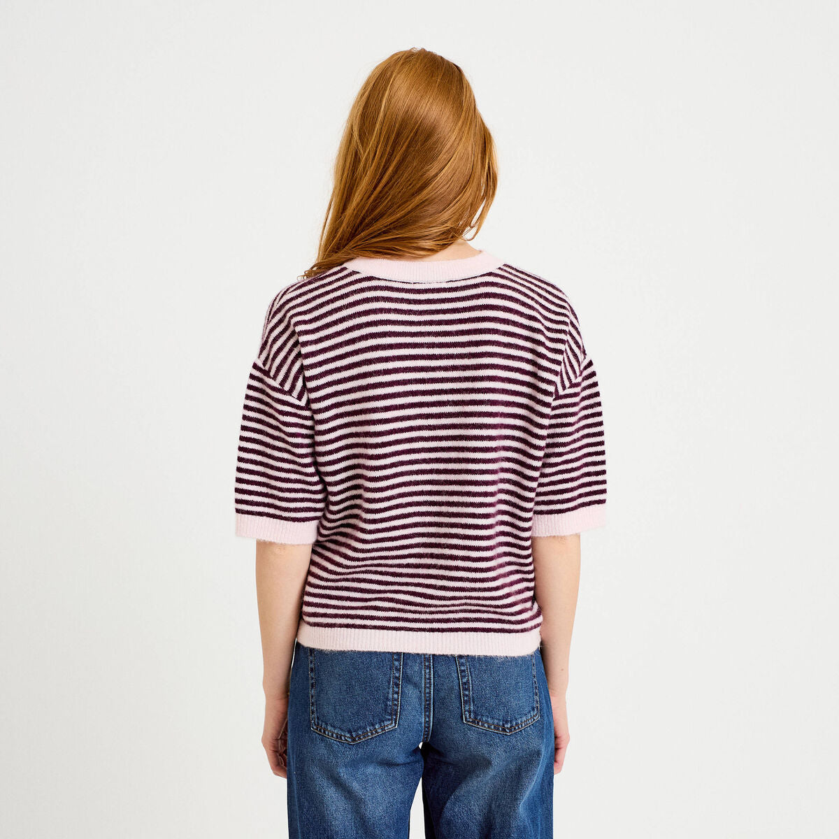 Pull ample duveteux manches courtes prune femme