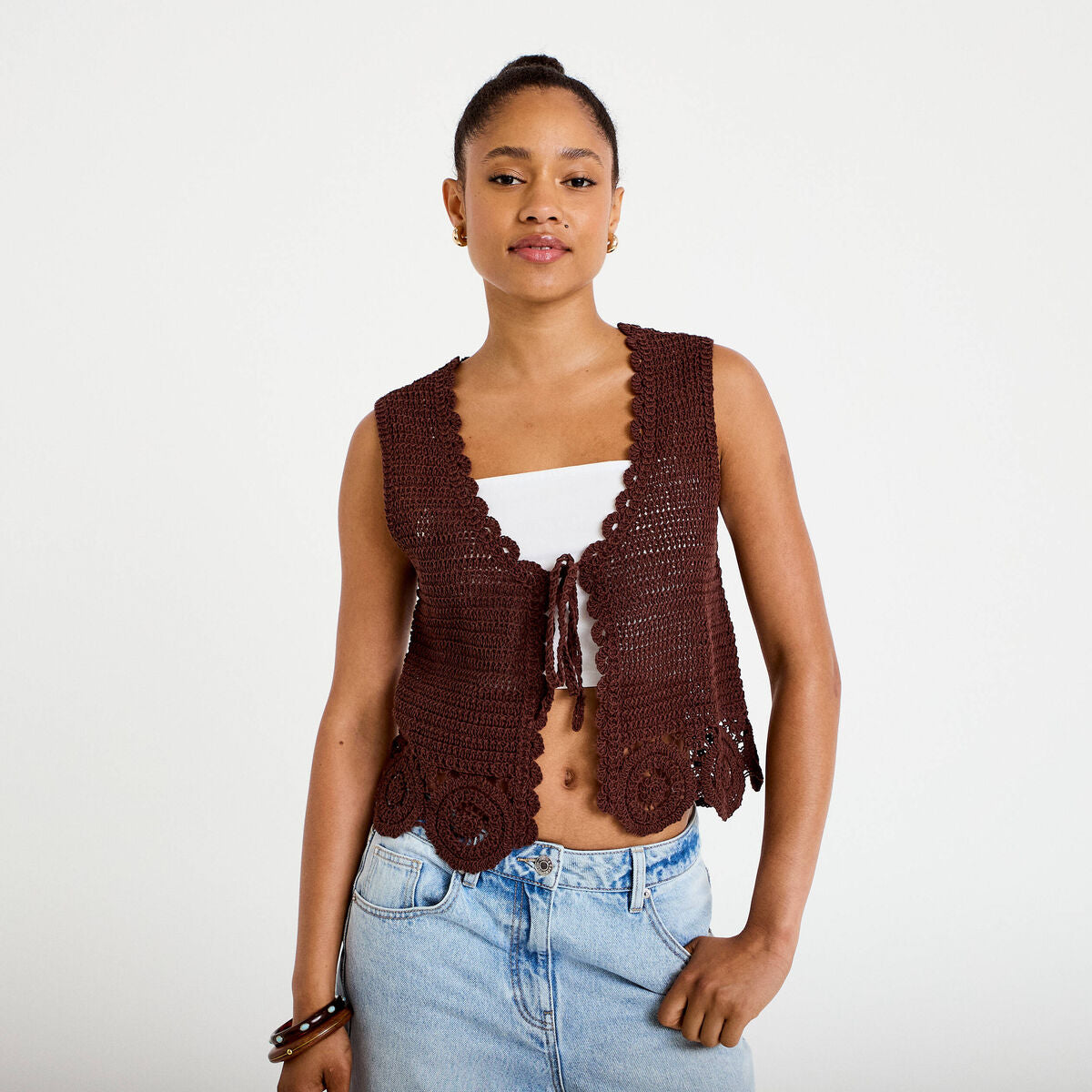 Gilet ajusté court sans manches col v marron foncé femme