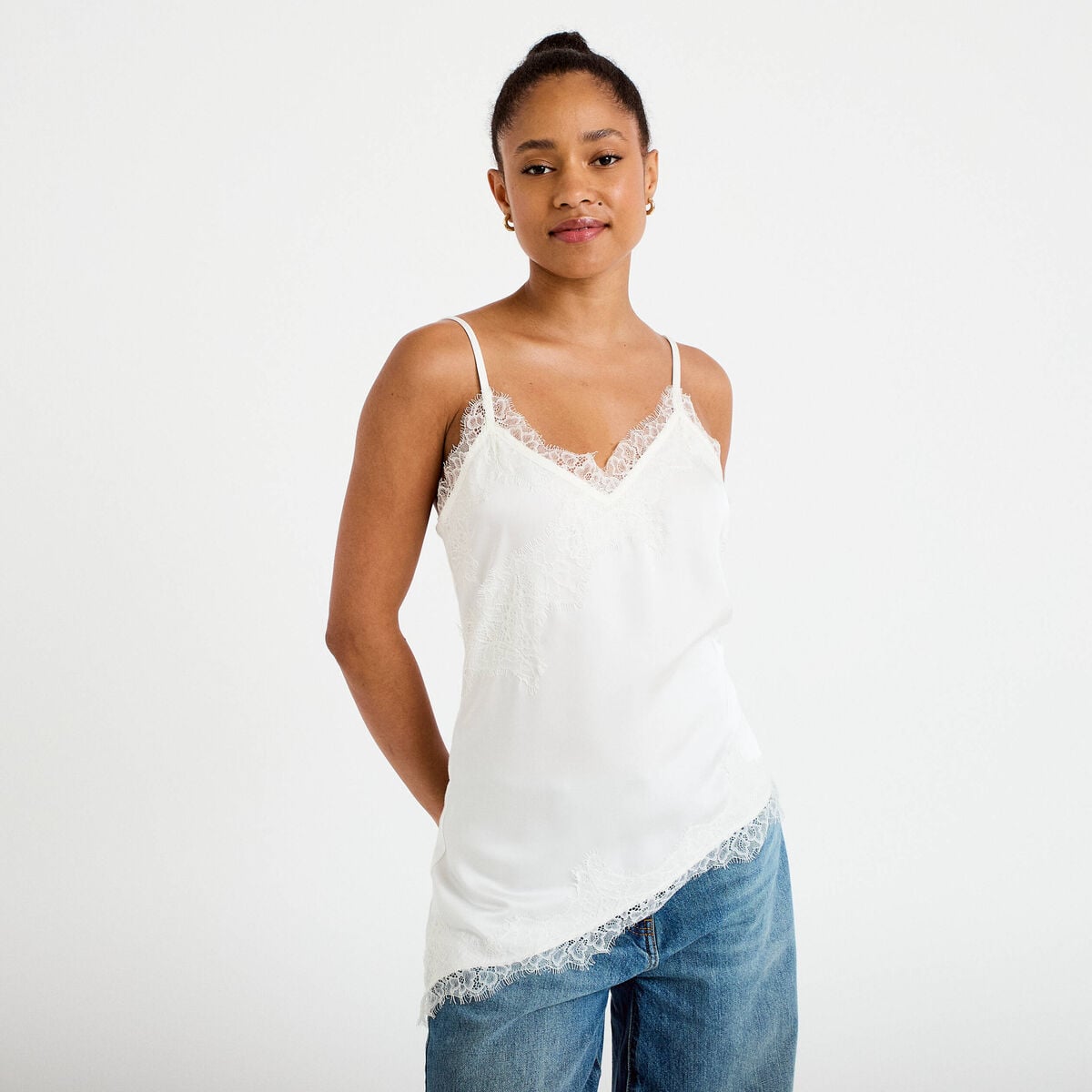 Débardeur ajusté décolleté dentelle ecru femme