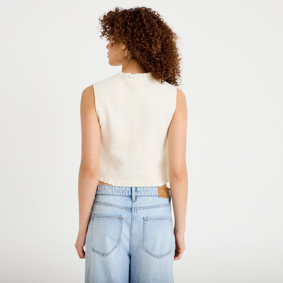Gilet sans manches col américain ecru femme