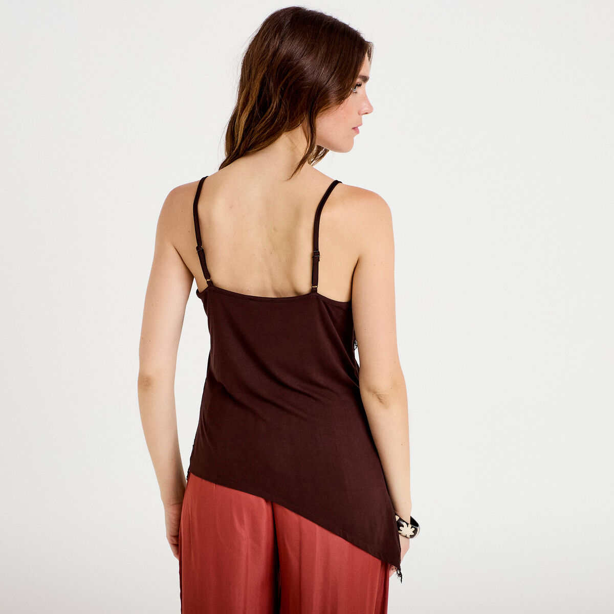 Débardeur ajusté décolleté dentelle marron foncé femme