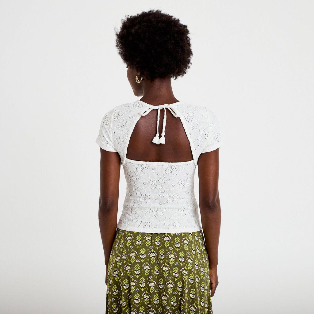 T-shirt ajusté à relief manches courtes ecru femme