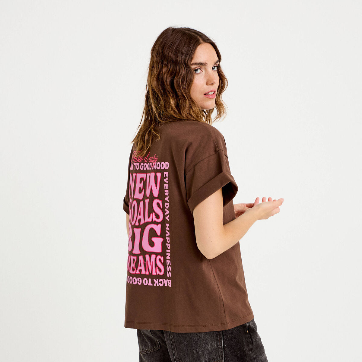 T-shirt oversize manches courtes marron foncé femme