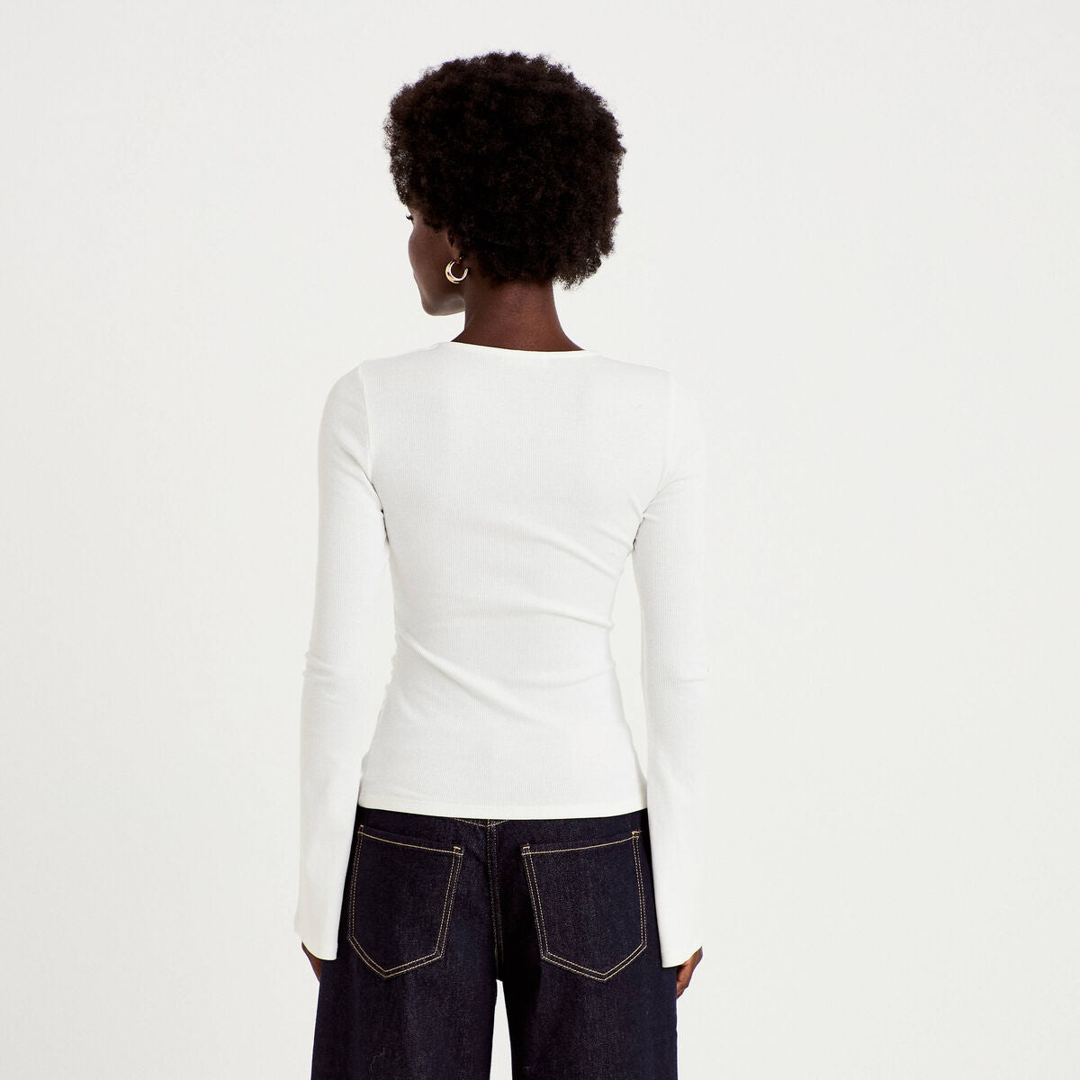 T-shirt ajusté col rond manches longues ecru femme