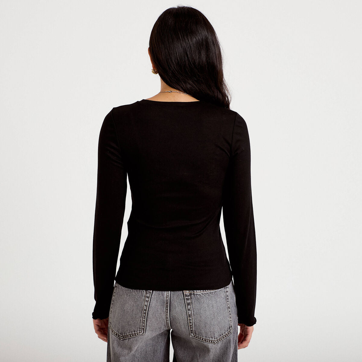 T-shirt ajusté col rond manches longues noir femme