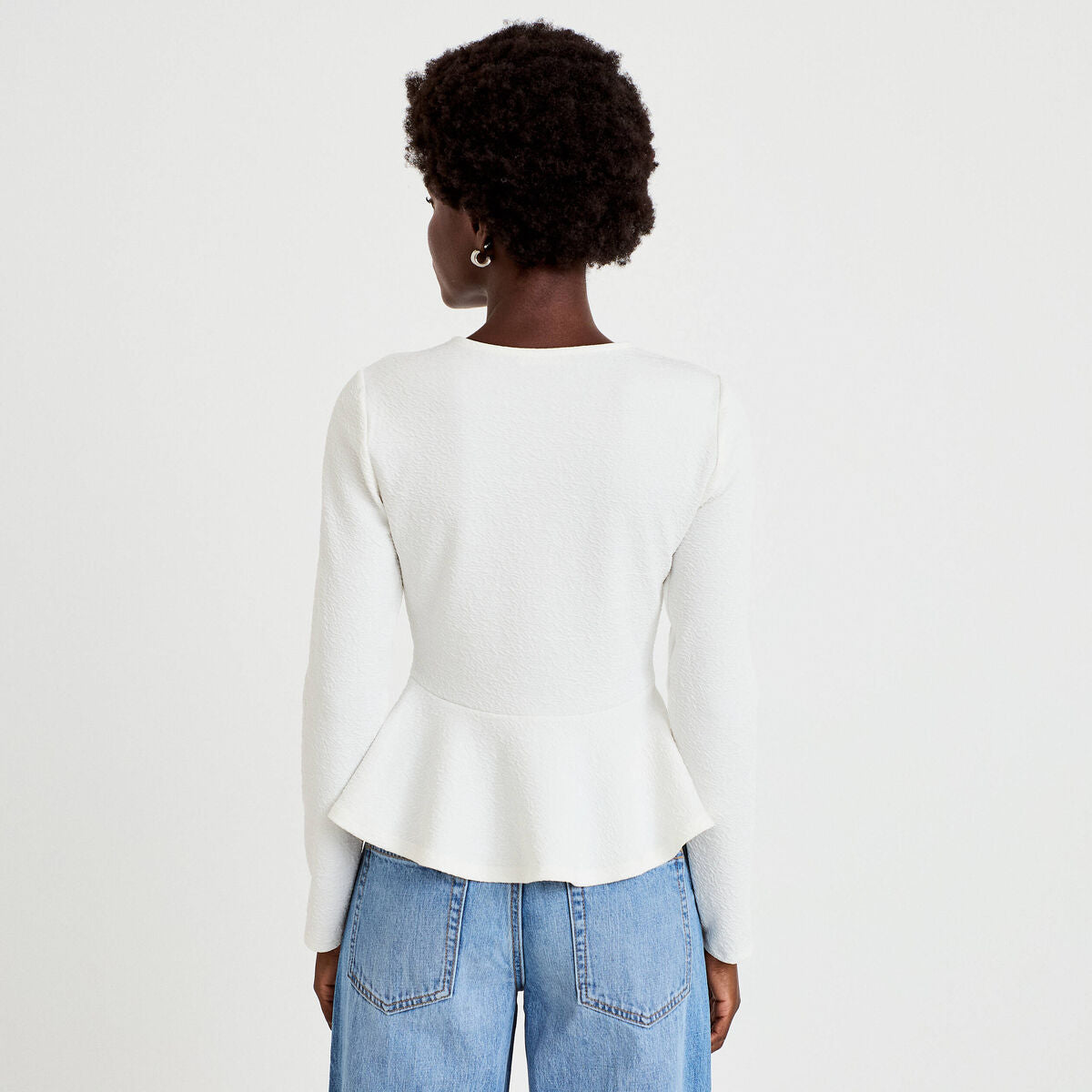 Top péplum ajusté manches longues ecru femme