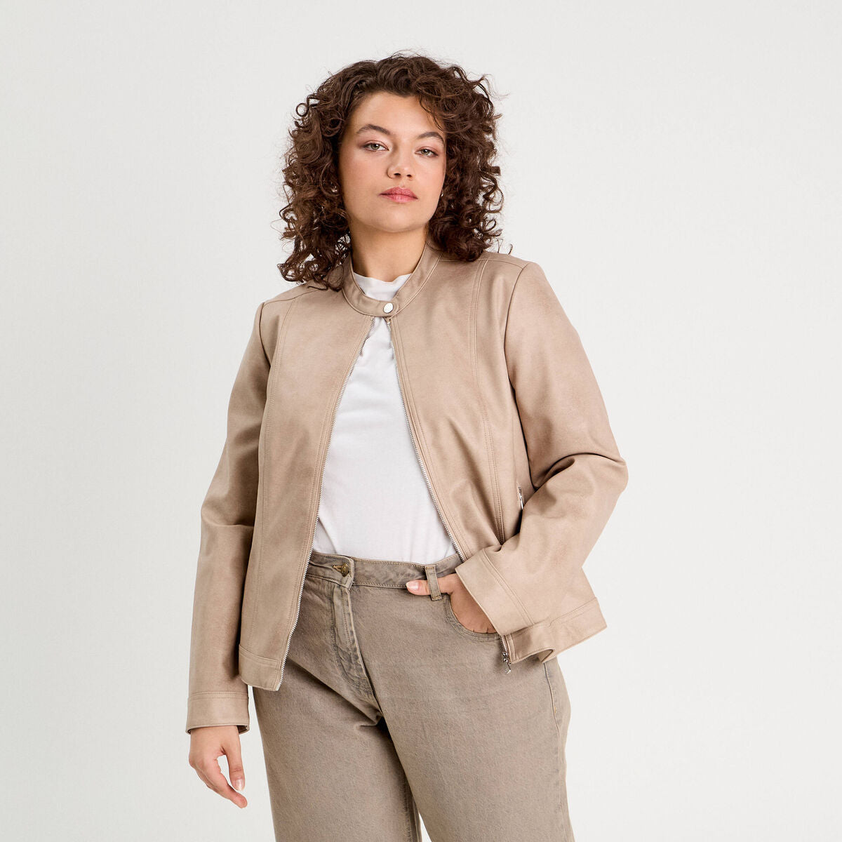 Veste droite zippée sable femme