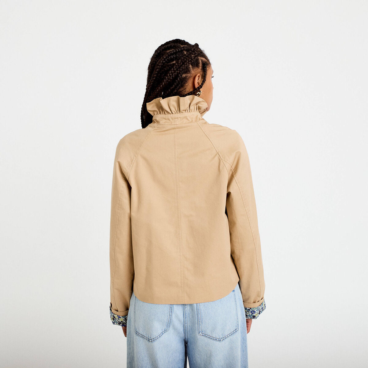 Veste droite col montant manches longues beige femme
