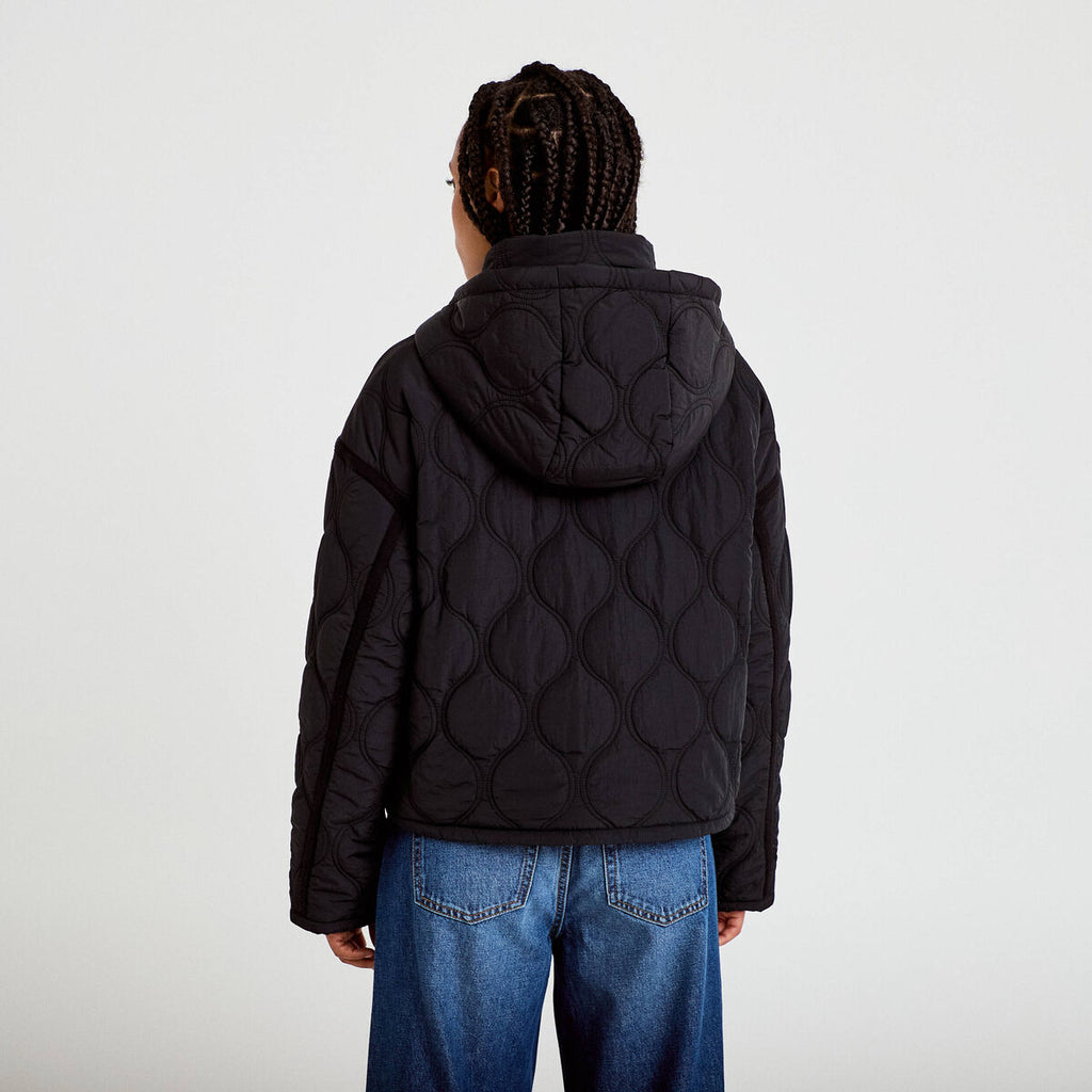 Veste droite à capuche manches longues noir femme