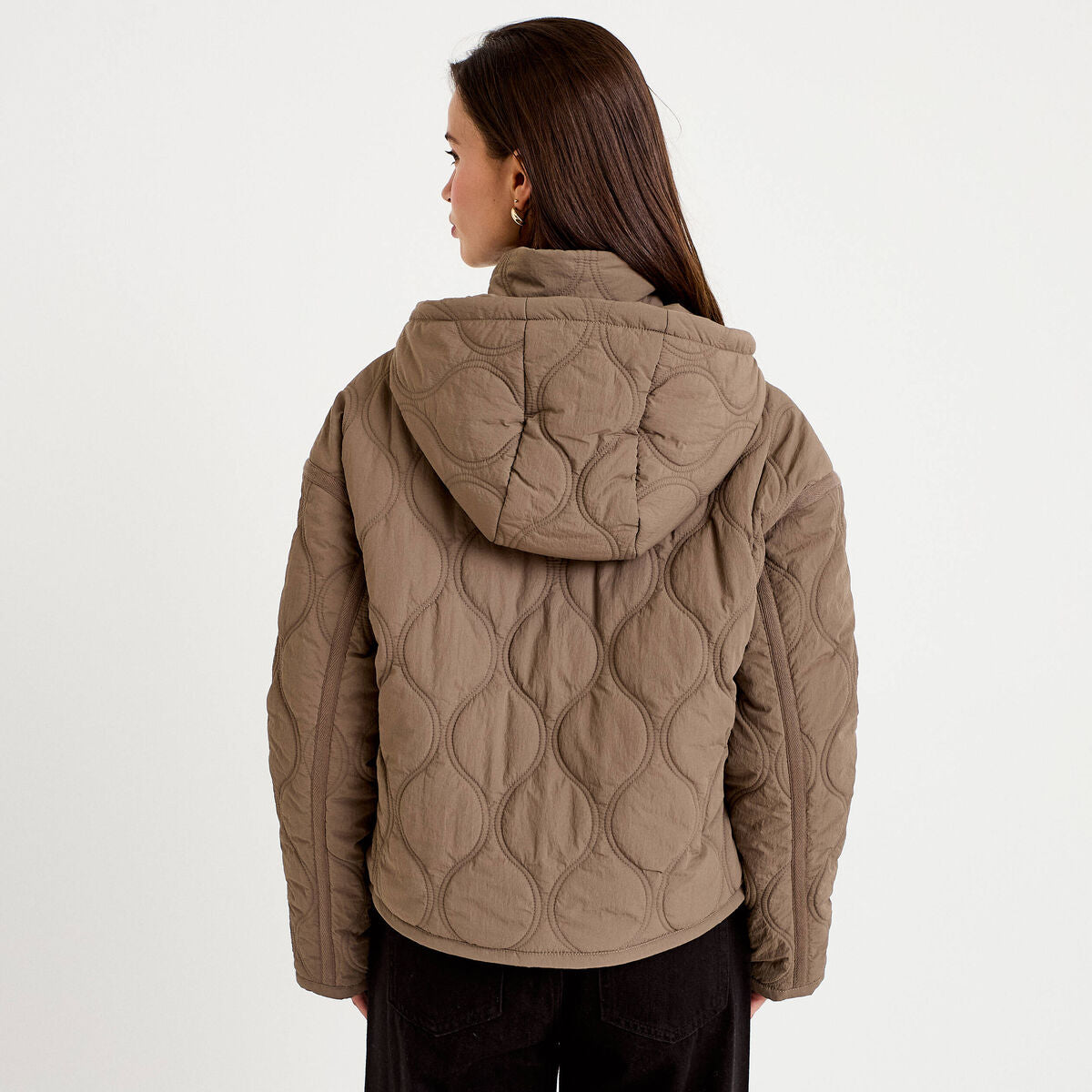 Veste droite à capuche manches longues taupe femme