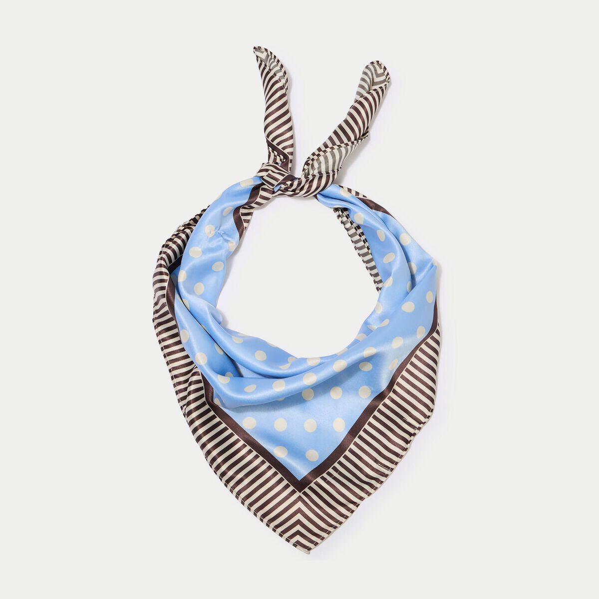 Foulard satiné soyeux bleu ciel femme