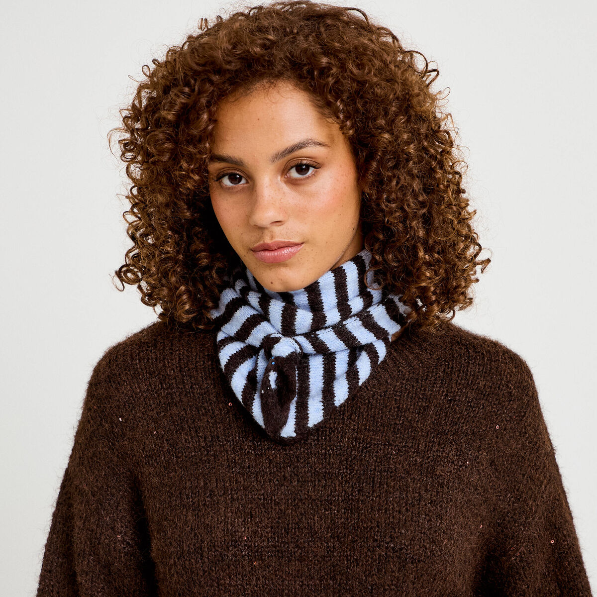 Foulard fluide bleu ciel femme